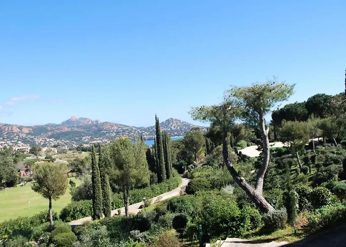 Le Hameau De Cap Esterel - Maeva - 5 Personnes - Selection Mae-0154 * Saint-Raphael (Var)