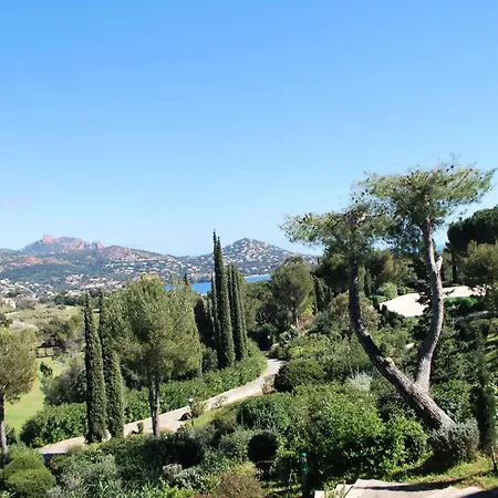 Résidence Le Hameau De Cap Esterel - Maeva - 5 Personnes - Sélection Mae-0154 * Saint-Raphaël