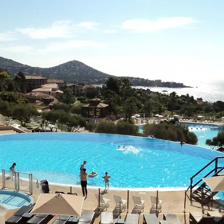 Apartment Le Hameau De Cap Esterel - Maeva - 5 Personnes - Selection Mae-0154 *
